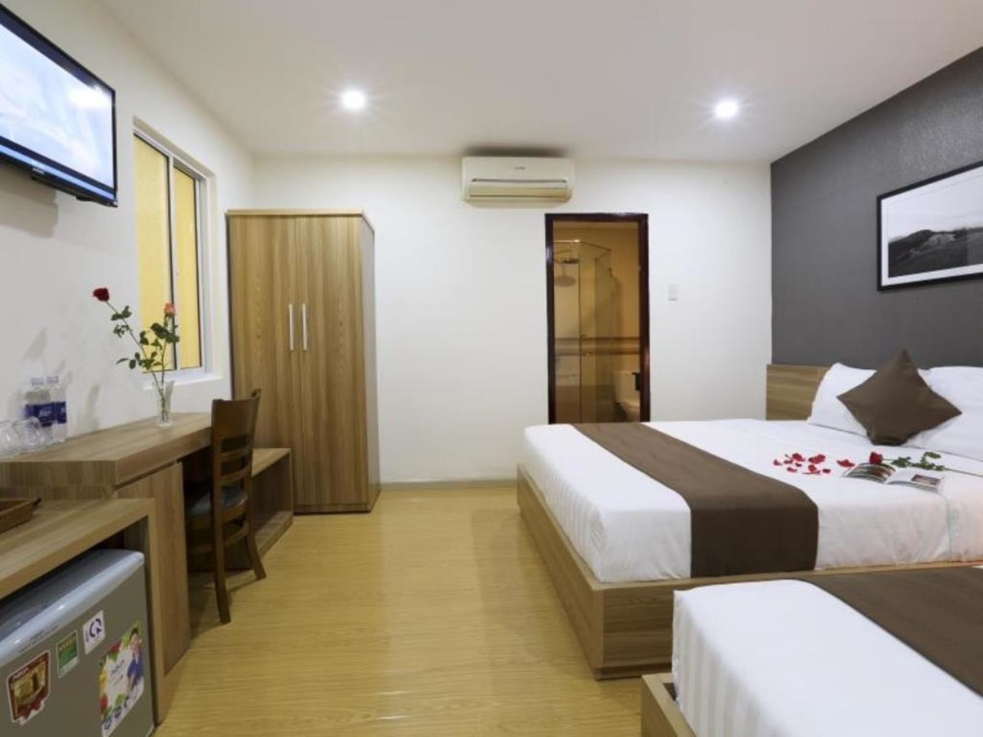 נה טראנג Thu Hien Hotel מראה חיצוני תמונה